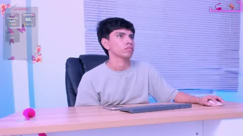 Santiago Carrington online show from 04.20.26