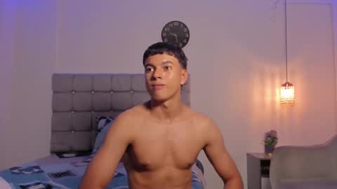 Snapshot of santy_stump chatting on 11.06.25 santy_stump online show from 11.06.25