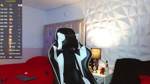 Santyago online show from 12.08.24