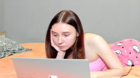 Snapshot of santythousand chatting on 12.03.25 santythousand online show from 12.03.25