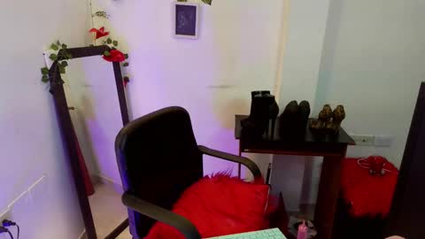 Carla online show from 10.15.25