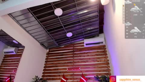 Snapshot of sapphire_venus chatting on 12.20.24 Valerin online show from 12.20.24