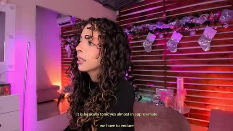 Snapshot of sapphire_venus chatting on 12.16.25 Valerin online show from 12.16.25