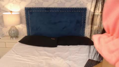 Sara online show from 09.14.25