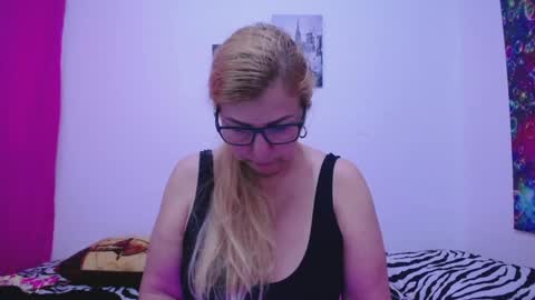 sara online show from 12.30.24