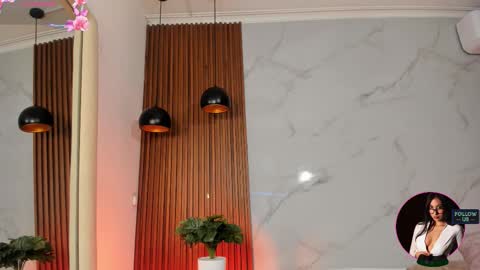 S A R A  G  online show from 03.02.26