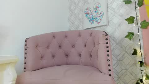 Snapshot of sara__williams chatting on 01.27.25 Sara online show from 01.27.25