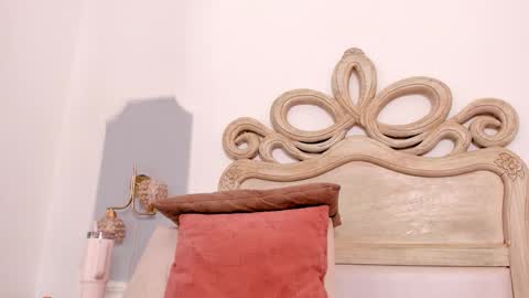 Snapshot of sara__williams chatting on 09.10.25 Sara online show from 09.10.25