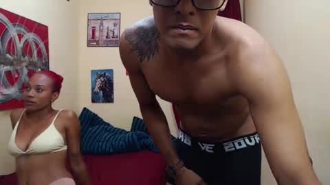 sara_and_elver online show from 11.15.25