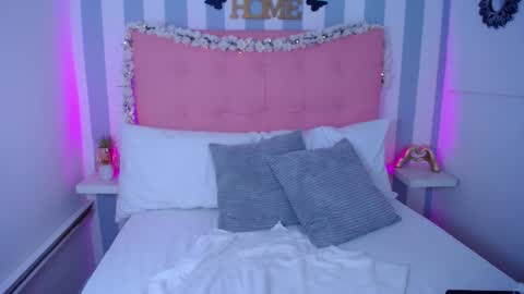 Sara... online show from 02.22.25