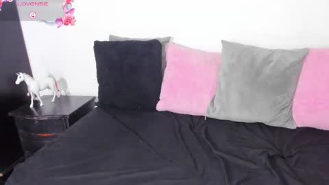 Snapshot of sara_gonz chatting on 09.14.25 sara gonzalez online show from 09.14.25