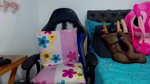 Sara Greyx online show from 01.08.25