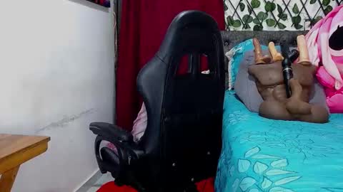 Sara Greyx online show from 02.24.25