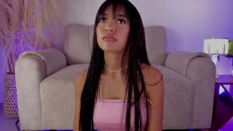 S A R A online show from 10.14.25