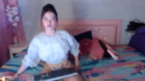 Snapshot of sara_jhons22 chatting on 12.18.25 sara_jhons22 online show from 12.18.25