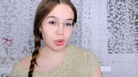 sara_kox online show from 01.04.25