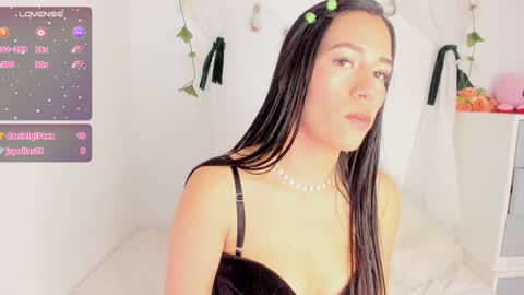 Sara  online show from 01.25.25