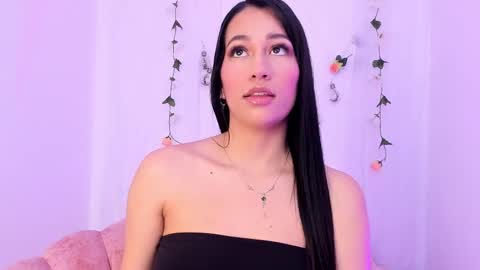 Sara  online show from 02.24.25