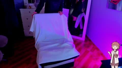 Snapshot of sara_leenn chatting on 01.18.25 online show from 01.18.25