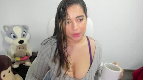 Snapshot of sara_lizcano chatting on 12.28.24 sarah  LIZCANO....... online show from 12.28.24