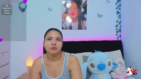 Snapshot of sara_mendez2_ chatting on 02.04.26 Sara Mendez online show from 02.04.26