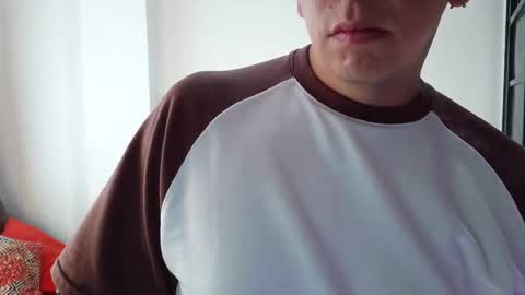 Snapshot of sara_mike666 chatting on 10.03.25 SARA MIK666 online show from 10.03.25