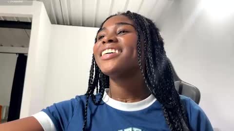 Snapshot of sara_muscle chatting on 01.09.25 Sara online show from 01.09.25