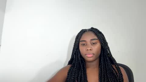 Snapshot of sara_muscle chatting on 10.21.25 Sara online show from 10.21.25