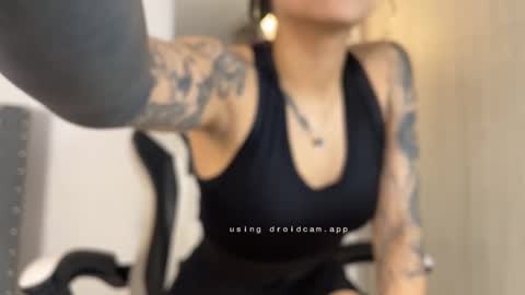 Sara online show from 02.20.25