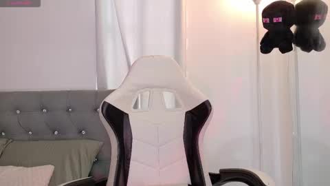 Sara online show from 02.24.26