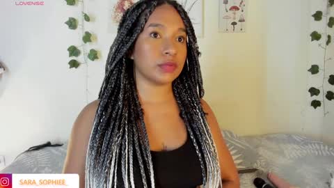 Snapshot of sara_sophiee chatting on 01.22.25 sara sofia online show from 01.22.25