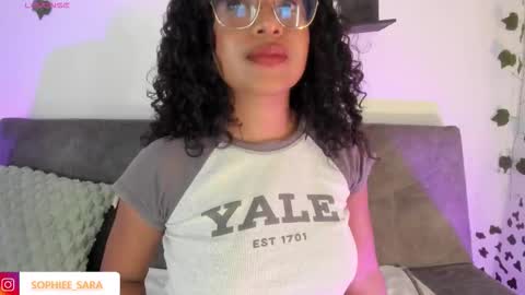 Snapshot of sara_sophiee chatting on 09.15.25 sara sofia online show from 09.15.25