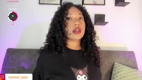 Snapshot of sara_sophiee chatting on 09.18.25 sara sofia online show from 09.18.25