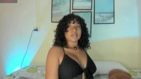 sara sofia online show from 12.18.25