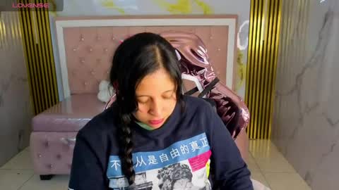 Snapshot of sara_tellez_s chatting on 06.09.26 Sara T. online show from 06.09.26