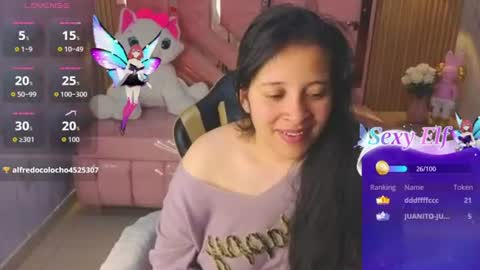 Snapshot of sara_tellez_s chatting on 06.18.26 Sara T. online show from 06.18.26
