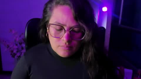 Snapshot of sara_thonson_ chatting on 09.09.25 sara_thonson_ online show from 09.09.25