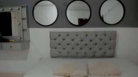 Snapshot of sara_valentina2 chatting on 01.10.25 sara_valentina2 online show from 01.10.25