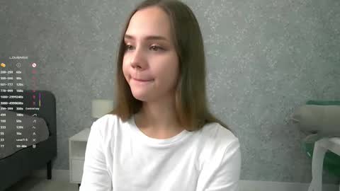 Im Sara  online show from 10.05.25