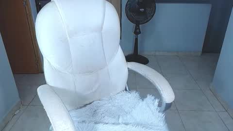 Sara online show from 10.14.25