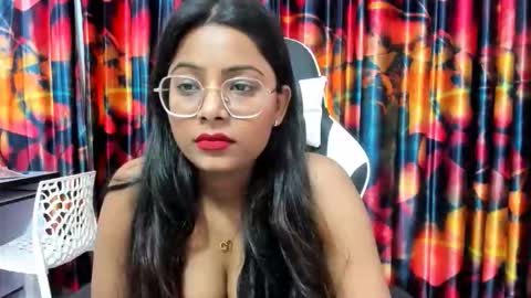 Snapshot of saraa_jayy chatting on 10.17.25 saraa_jayy online show from 10.17.25