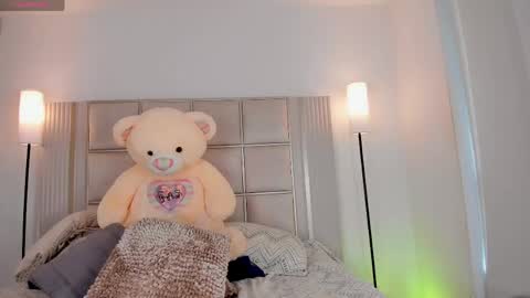 Sara Miller  online show from 06.02.26