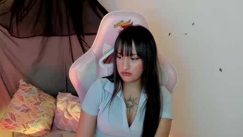 Snapshot of saraa_ramirez chatting on 01.15.25 Sarah Ramirez online show from 01.15.25