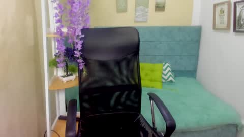 Snapshot of saraa_ramirez chatting on 01.30.25 Sarah Ramirez online show from 01.30.25