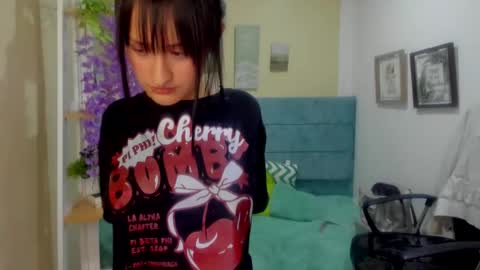 Snapshot of saraa_ramirez chatting on 02.01.25 Sarah Ramirez online show from 02.01.25