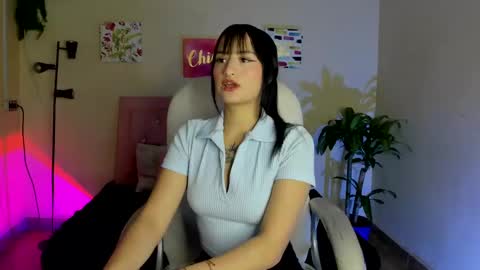 Snapshot of saraa_ramirez chatting on 02.10.25 Sarah Ramirez online show from 02.10.25