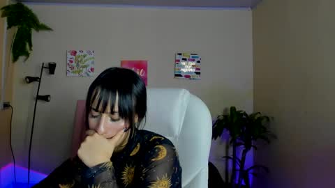 Snapshot of saraa_ramirez chatting on 02.12.25 Sarah Ramirez online show from 02.12.25