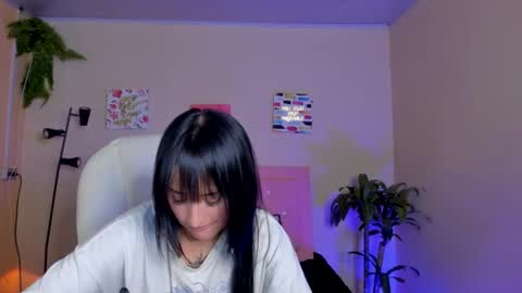 Snapshot of saraa_ramirez chatting on 02.13.25 Sarah Ramirez online show from 02.13.25