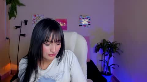 Snapshot of saraa_ramirez chatting on 02.13.25 Sarah Ramirez online show from 02.13.25