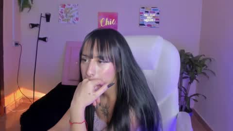 Snapshot of saraa_ramirez chatting on 02.18.25 Sarah Ramirez online show from 02.18.25